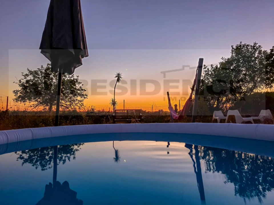 Moradia T3 para Venda em Armação de Pera Foto 22