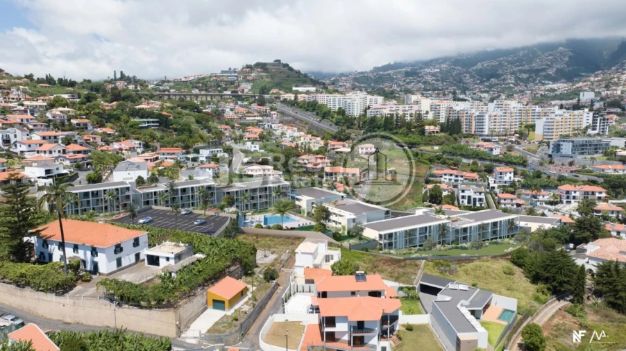 Apartamento T2 para Venda em São Martinho Foto 2