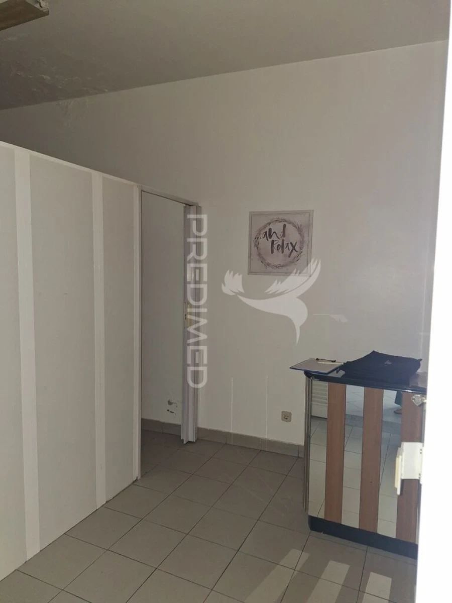 Loja para Venda em Ribeira de Nisa e Carreiras Foto 3