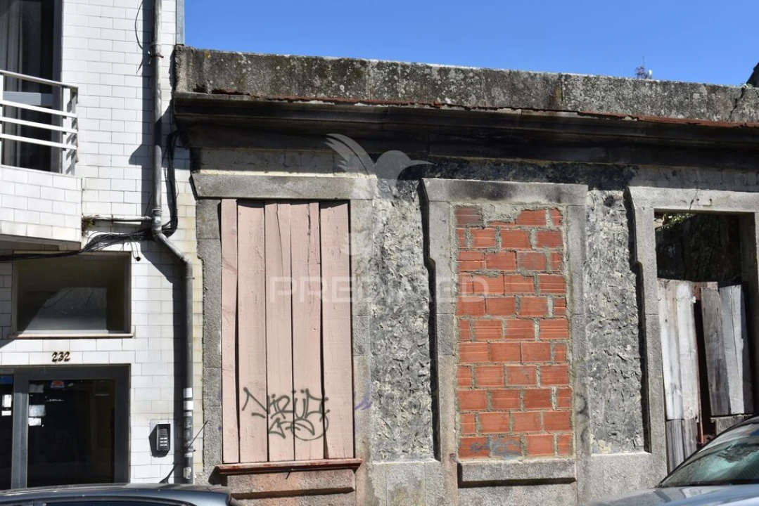 Terreno para Venda em Paranhos Foto 3