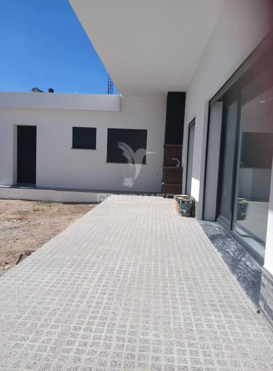 Moradia T4 para Venda em Quinta do Conde Foto 2