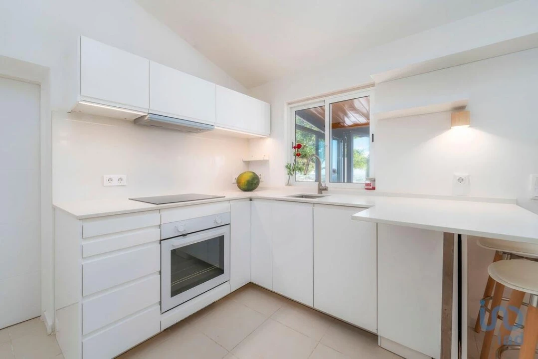 Moradia T2 para Venda em Santa Barbara de Nexe Foto 11