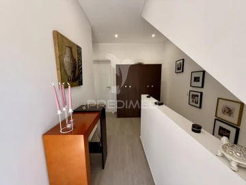 Moradia T3 para Venda em Quelfes