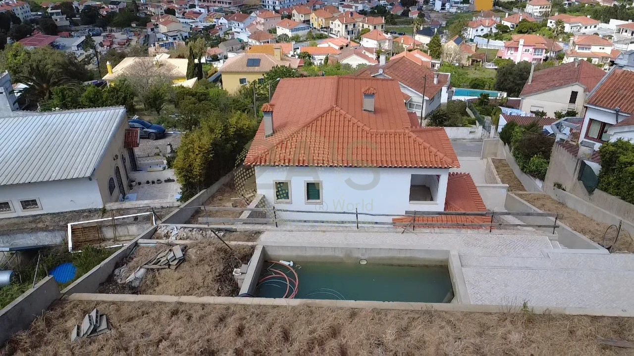 Moradia T3 para Venda em Venda do Pinheiro e Santo Estêvão das Galés Foto 43