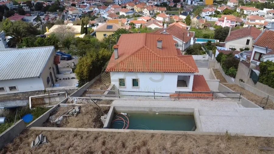 Moradia T3 para Venda em Venda do Pinheiro e Santo Estêvão das Galés Foto 43