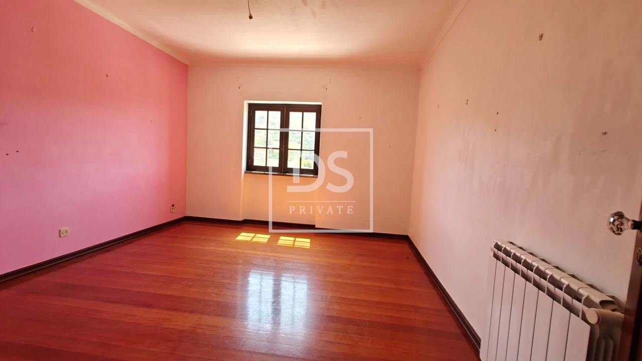 Moradia T4 para Venda em Maxial e Monte Redondo Foto 6