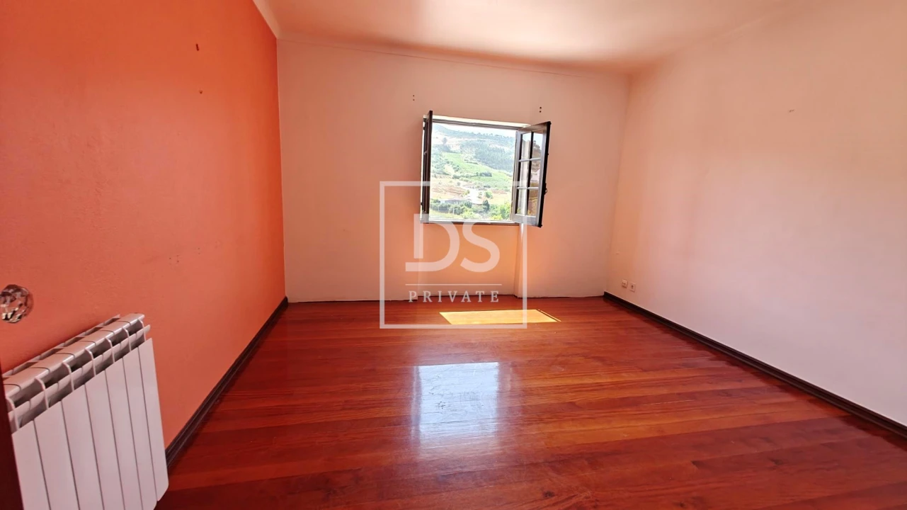 Moradia T4 para Venda em Maxial e Monte Redondo Foto 7