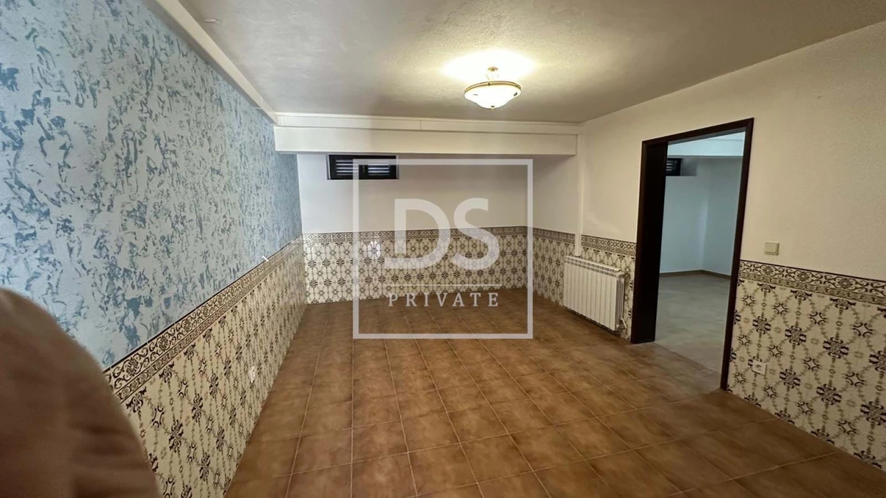 Moradia T4 para Venda em Maxial e Monte Redondo Foto 12