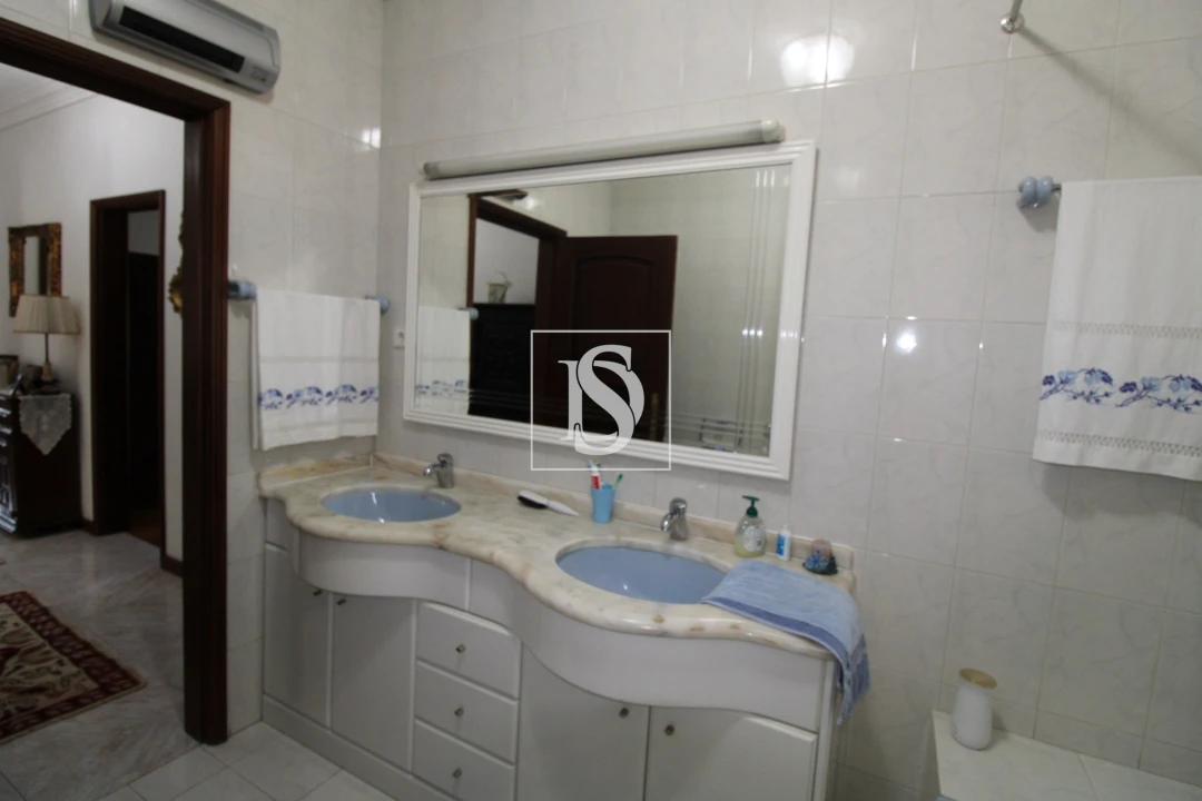 Moradia T3 para Venda em Fiães Foto 19