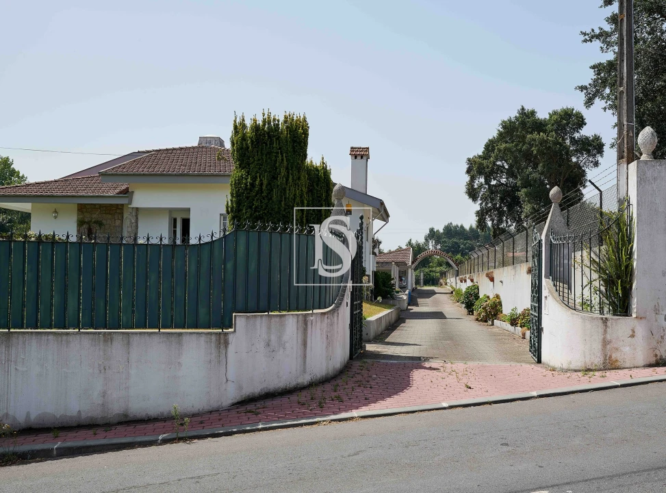 Moradia T3 para Venda em Fiães Foto 34