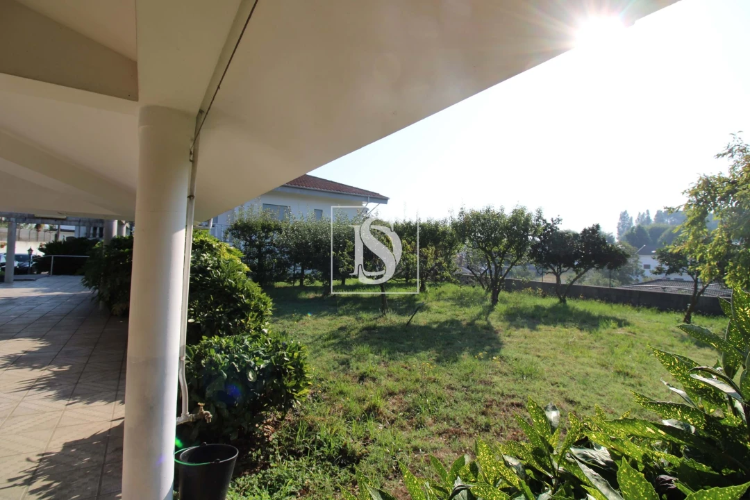 Moradia T3 para Venda em Fiães Foto 39