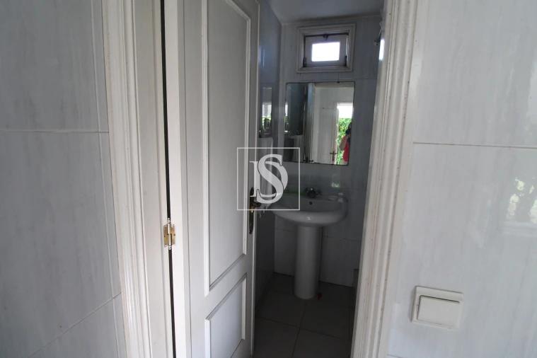 Moradia T3 para Venda em Fiães Foto 31