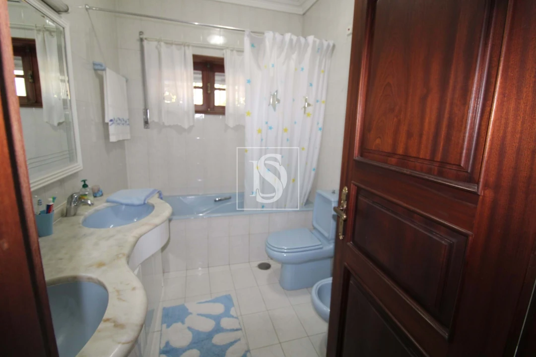 Moradia T3 para Venda em Fiães Foto 17