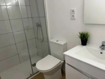 Moradia T1 para Venda em Custóias, Leça do Balio e Guifões