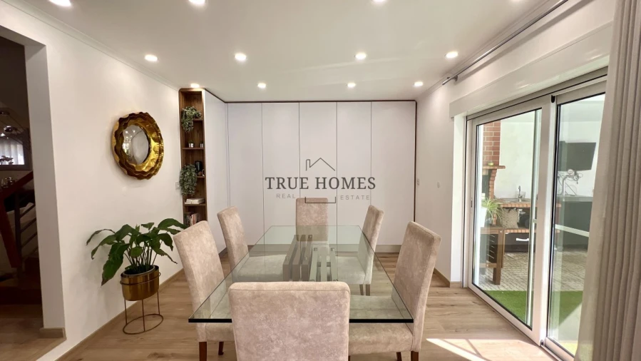 Moradia T4 para Venda em Pinhal Novo Foto 12