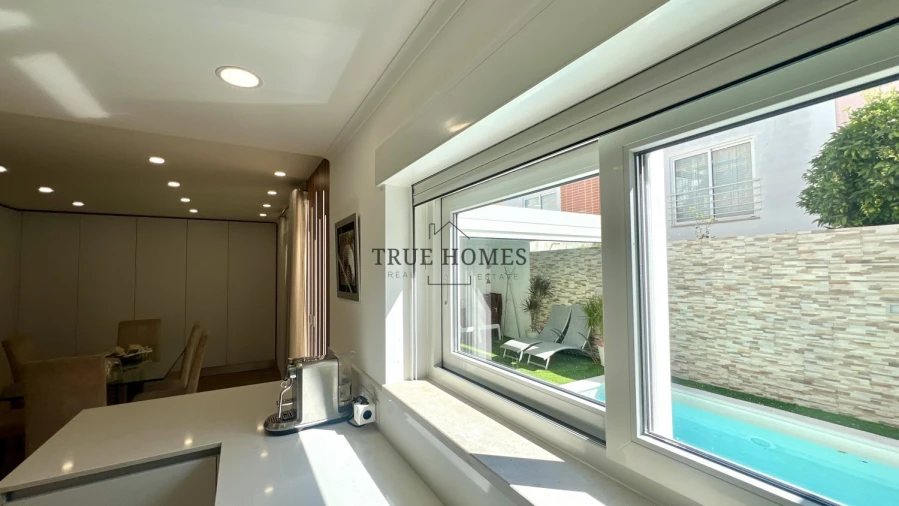 Moradia T4 para Venda em Pinhal Novo Foto 9