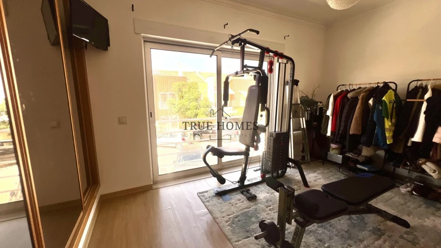 Moradia T4 para Venda em Pinhal Novo Foto 32