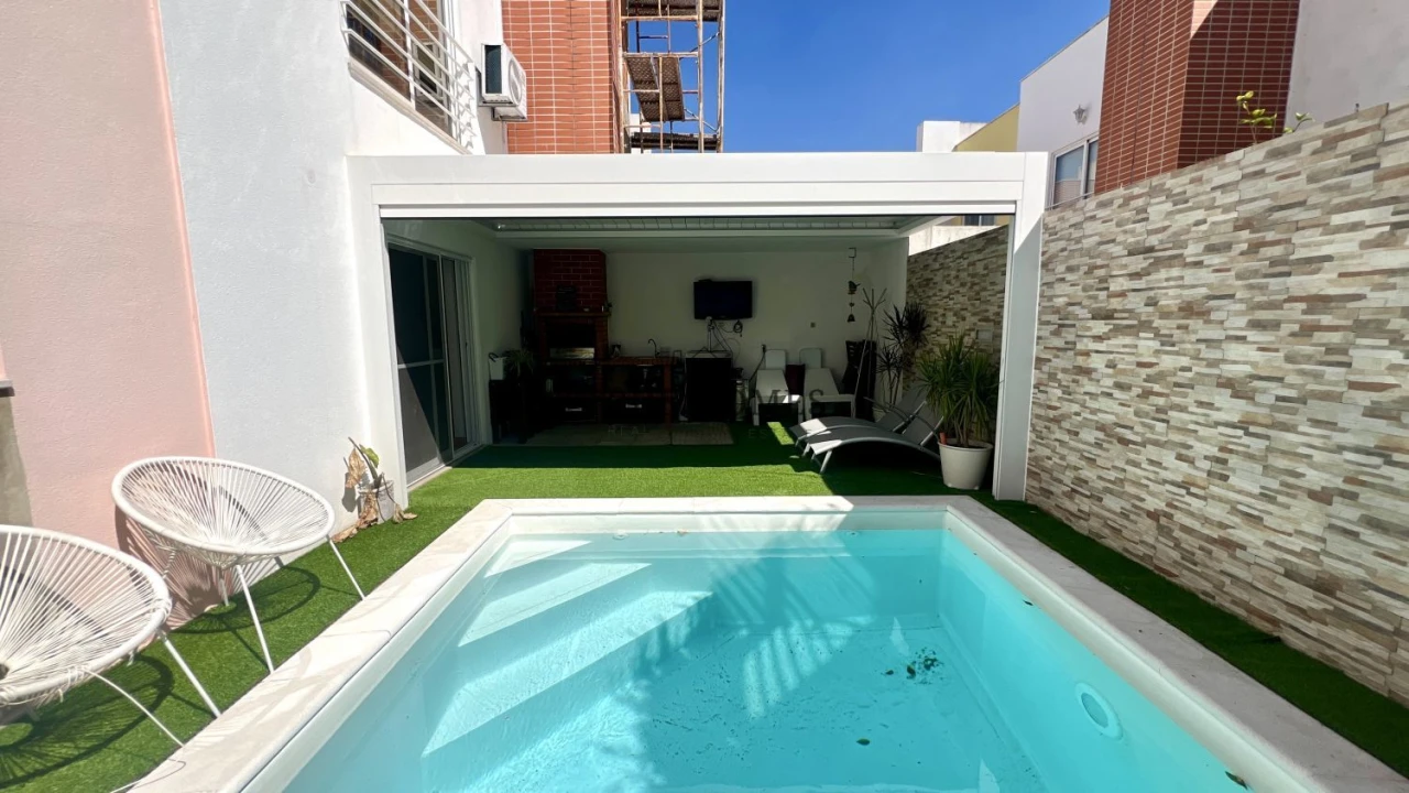 Moradia T4 para Venda em Pinhal Novo Foto 17