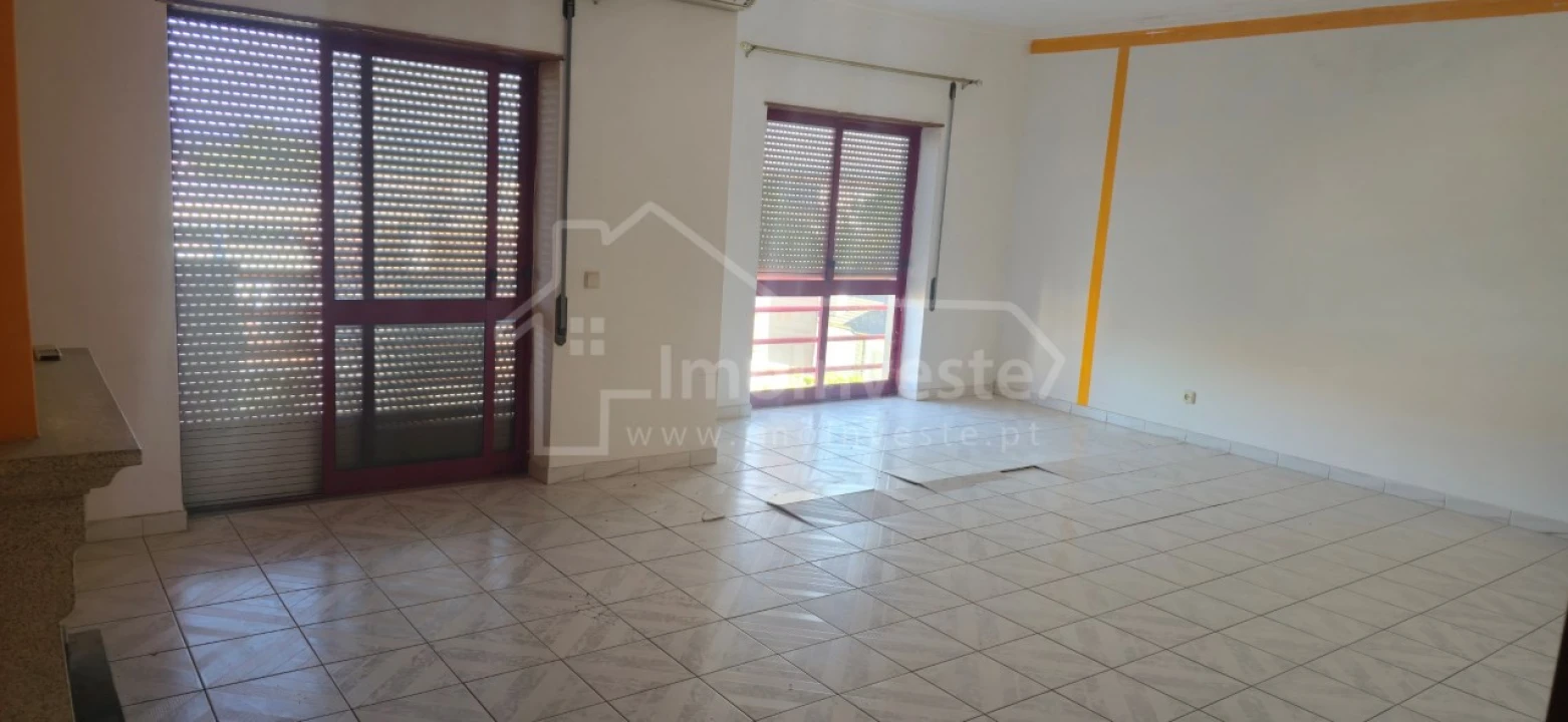 Apartamento T3 para Venda em Alcains Foto 4