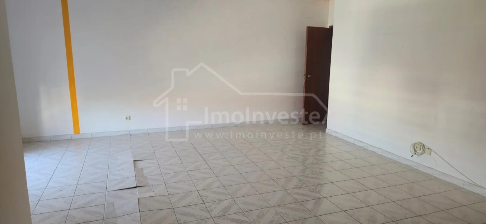 Apartamento T3 para Venda em Alcains Foto 5
