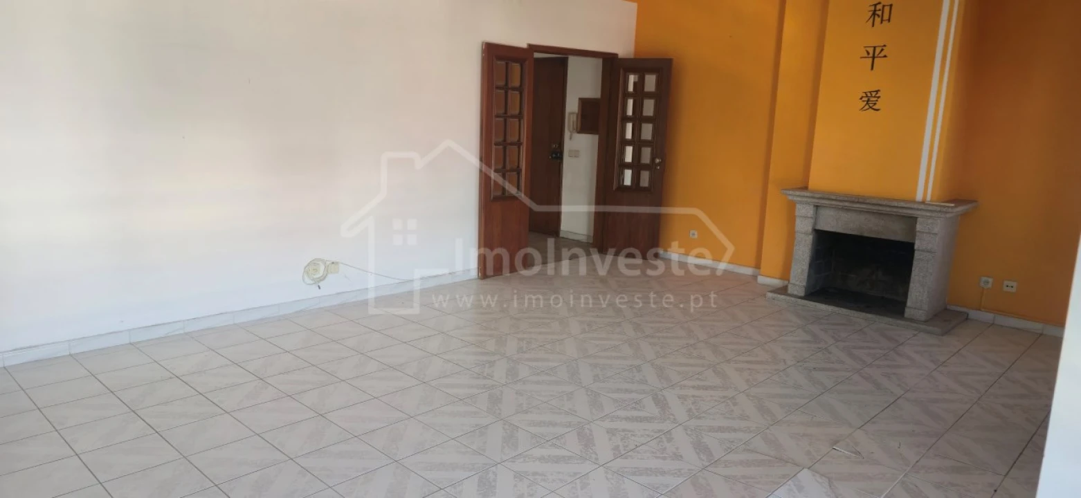 Apartamento T3 para Venda em Alcains Foto 6