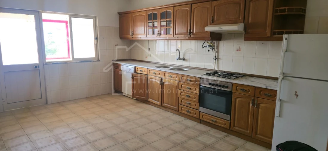 Apartamento T3 para Venda em Alcains Foto 1