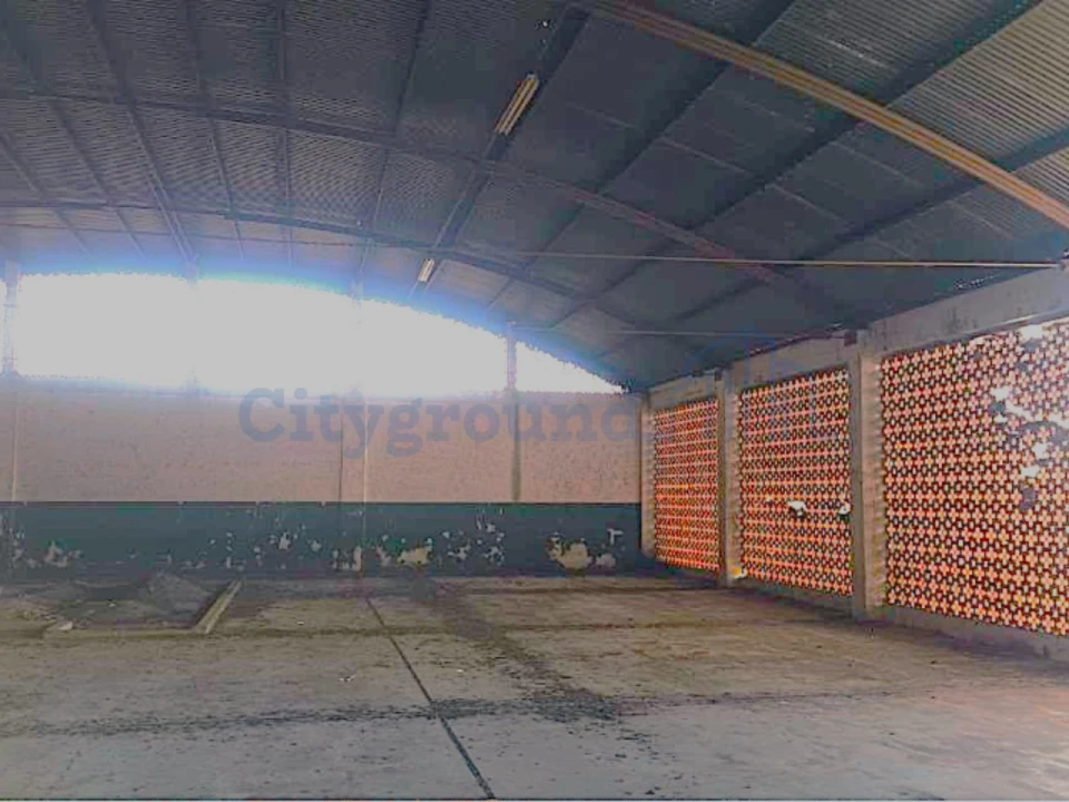 Prédio para Venda em Azinhaga Foto 9