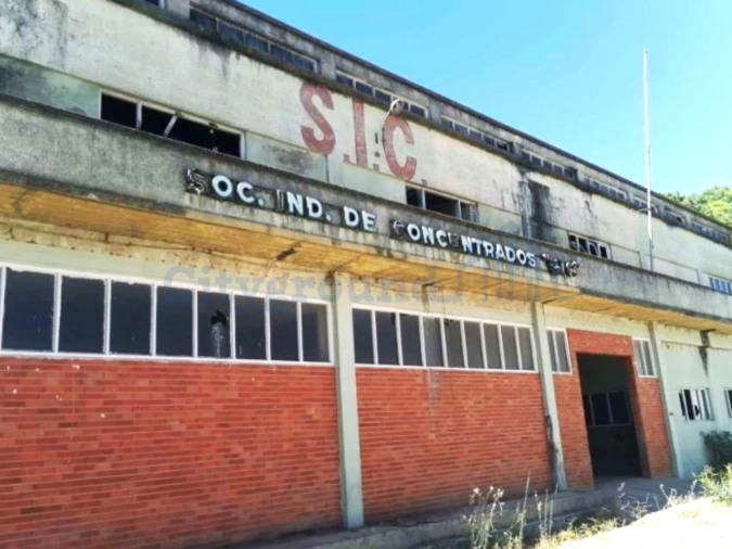 Prédio para Venda em Azinhaga Foto 6