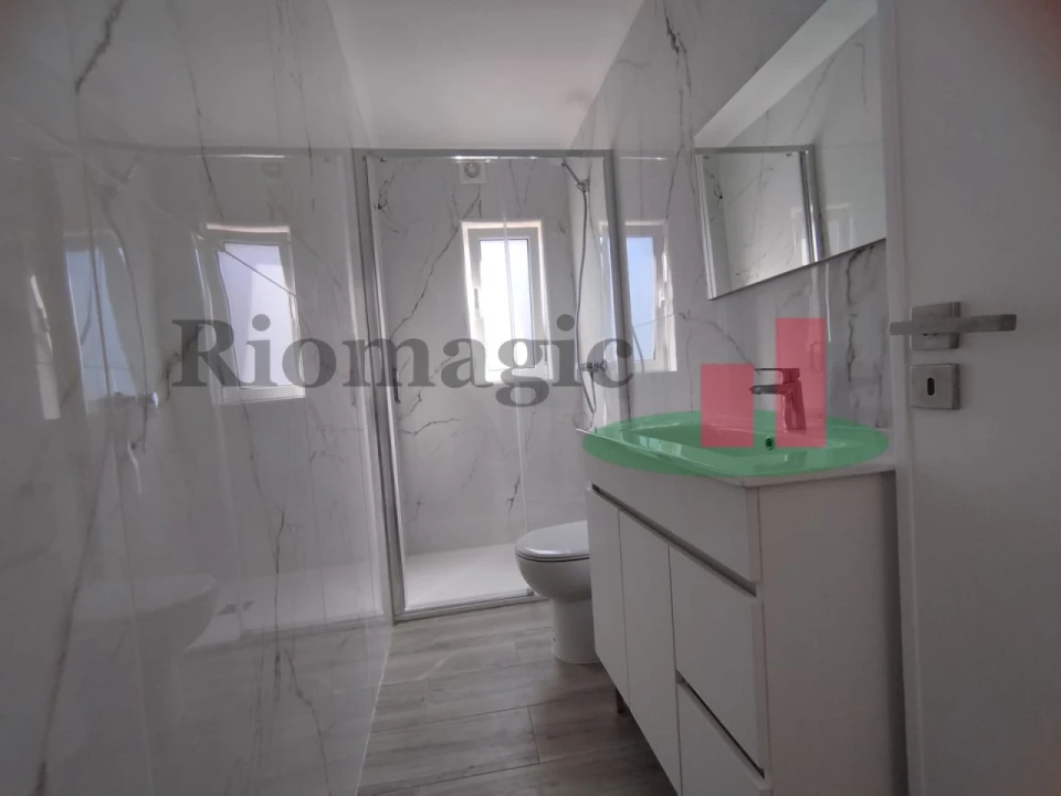 Quarto para Arrendamento em Rio Maior Foto 8