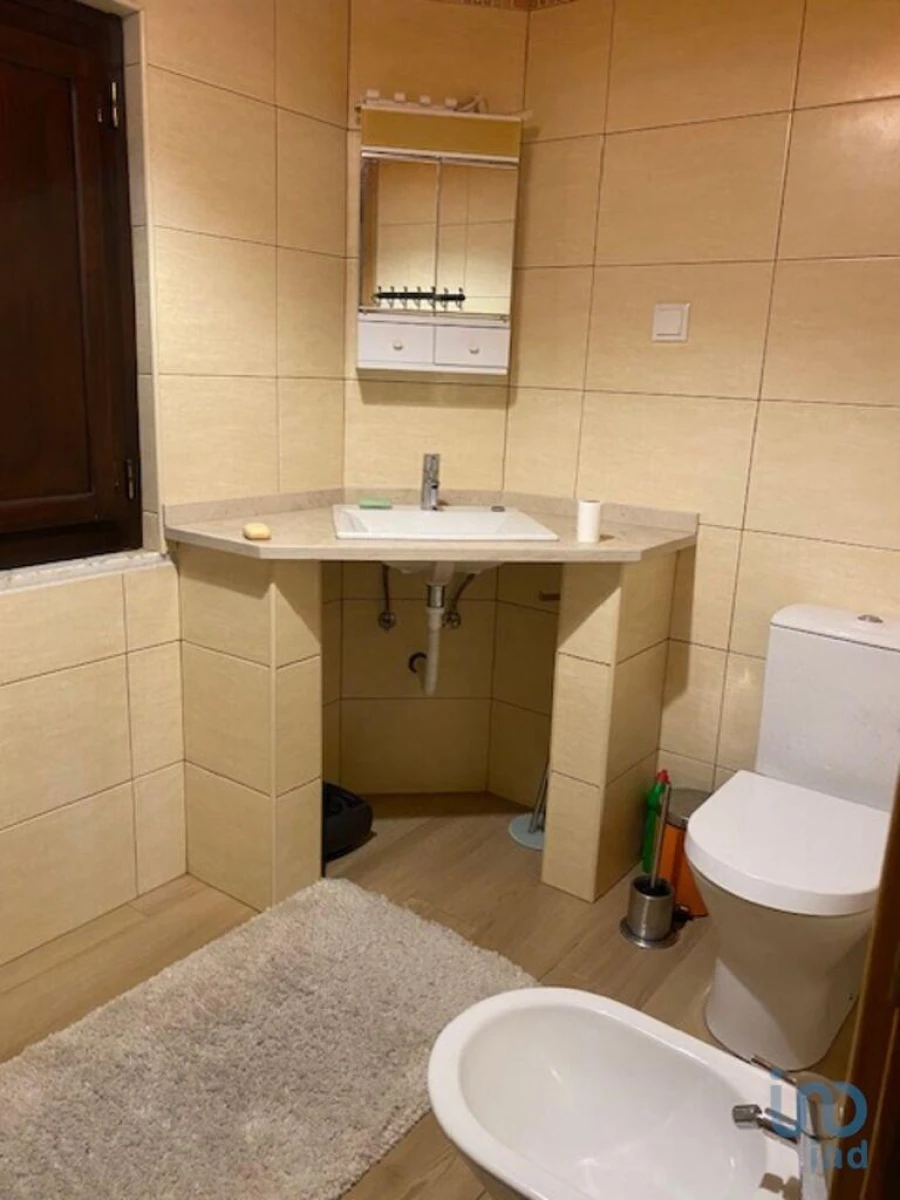 Moradia T5 para Venda em Boavista dos Pinheiros Foto 9