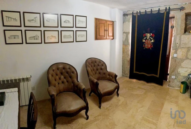 Moradia T4 para Venda em Vouzela e Paços de Vilharigues Foto 4
