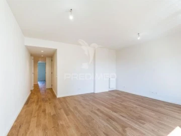 Apartamento T3 para Venda em Lordelo do Ouro e Massarelos