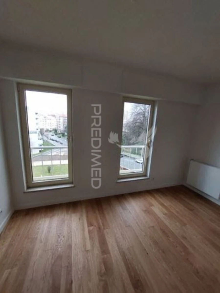 Apartamento T3 para Venda em Lordelo do Ouro e Massarelos Foto 16