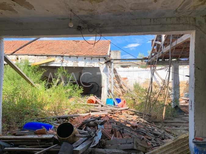 Armazém para Venda em Alcanena e Vila Moreira Foto 12