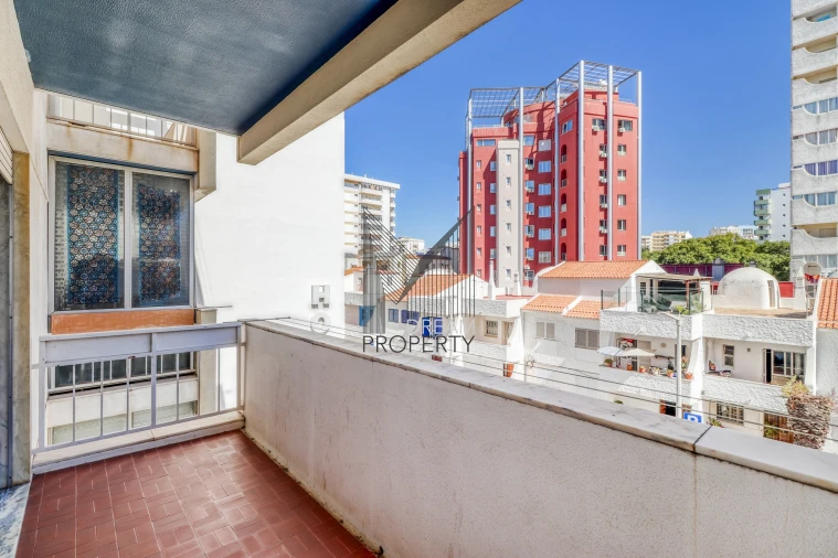 Apartamento T2 para Arrendamento em Quarteira Foto 27