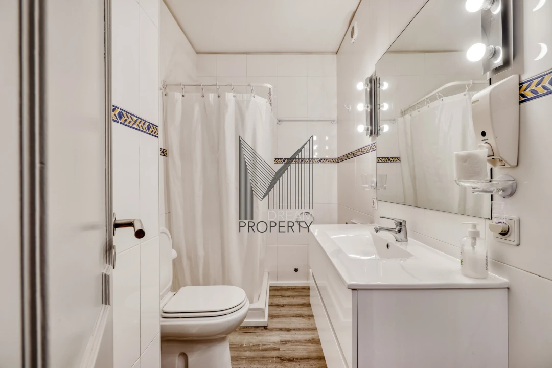 Apartamento T2 para Arrendamento em Quarteira Foto 11