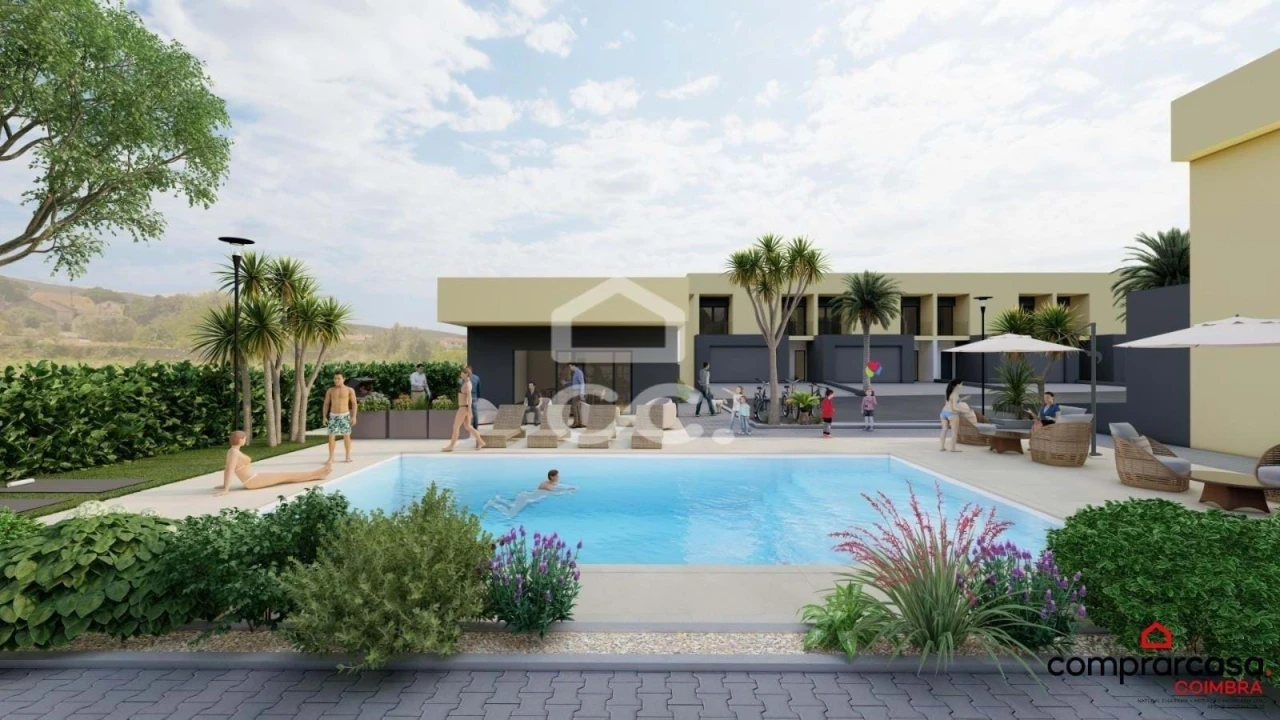 Moradia T4 para Venda em Avelar Foto 1