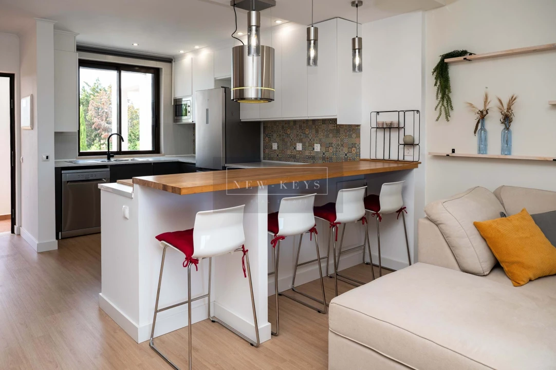 Apartamento T2 para Venda em Alvor Foto 4