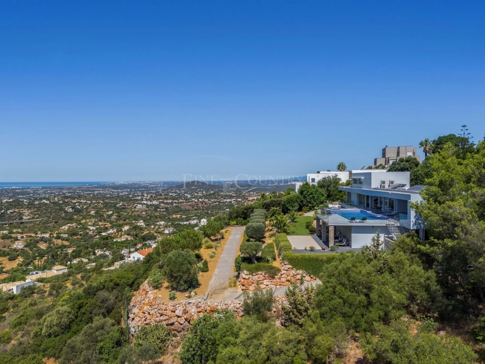 Moradia T3 para Venda em Santa Barbara de Nexe Foto 84