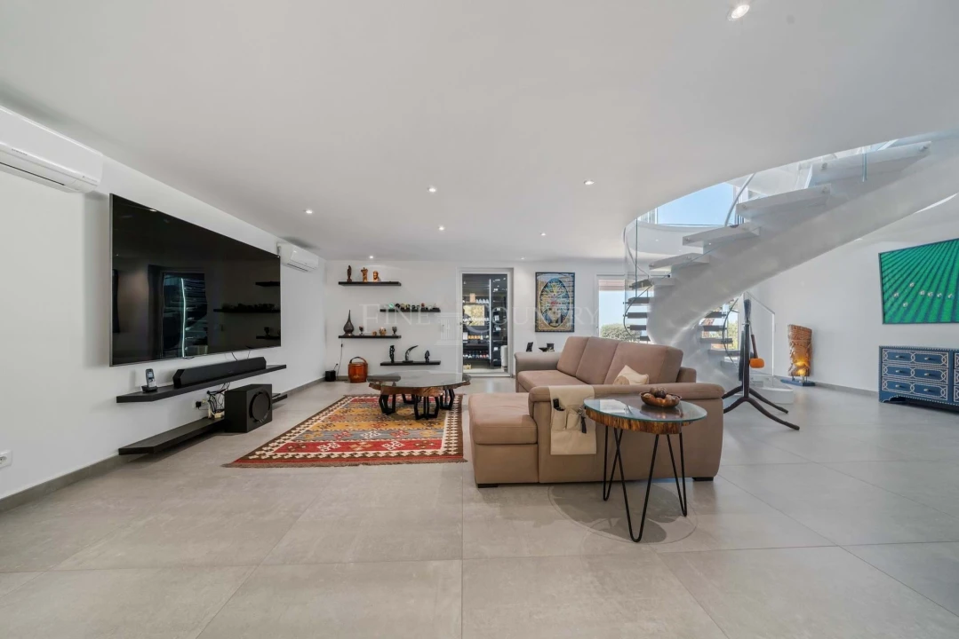 Moradia T3 para Venda em Santa Barbara de Nexe Foto 59