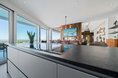 Moradia T3 para Venda em Santa Barbara de Nexe