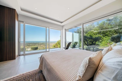 Moradia T3 para Venda em Santa Barbara de Nexe