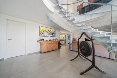 Moradia T3 para Venda em Santa Barbara de Nexe