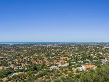 Moradia T3 para Venda em Santa Barbara de Nexe