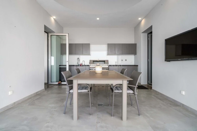 Moradia T3 para Venda em Santa Barbara de Nexe Foto 52