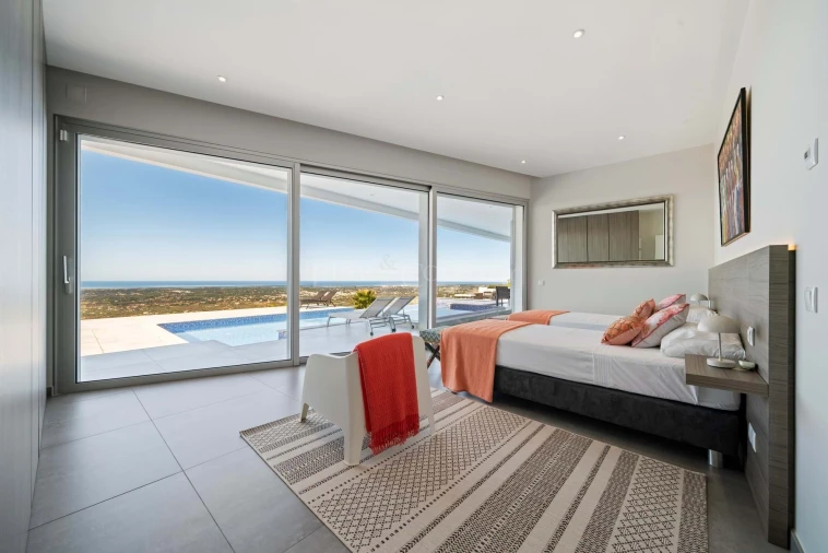 Moradia T3 para Venda em Santa Barbara de Nexe Foto 22