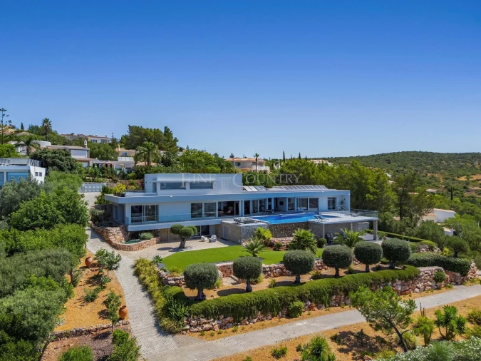 Moradia T3 para Venda em Santa Barbara de Nexe Foto 86