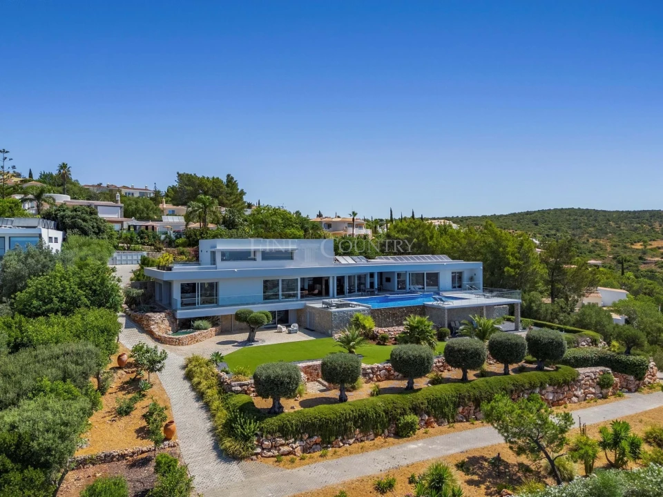 Moradia T3 para Venda em Santa Barbara de Nexe Foto 86