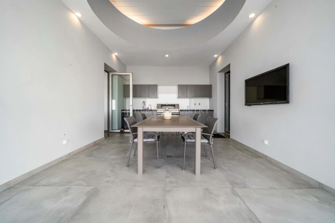 Moradia T3 para Venda em Santa Barbara de Nexe Foto 51