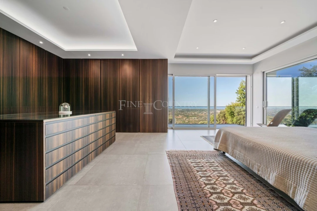 Moradia T3 para Venda em Santa Barbara de Nexe Foto 10